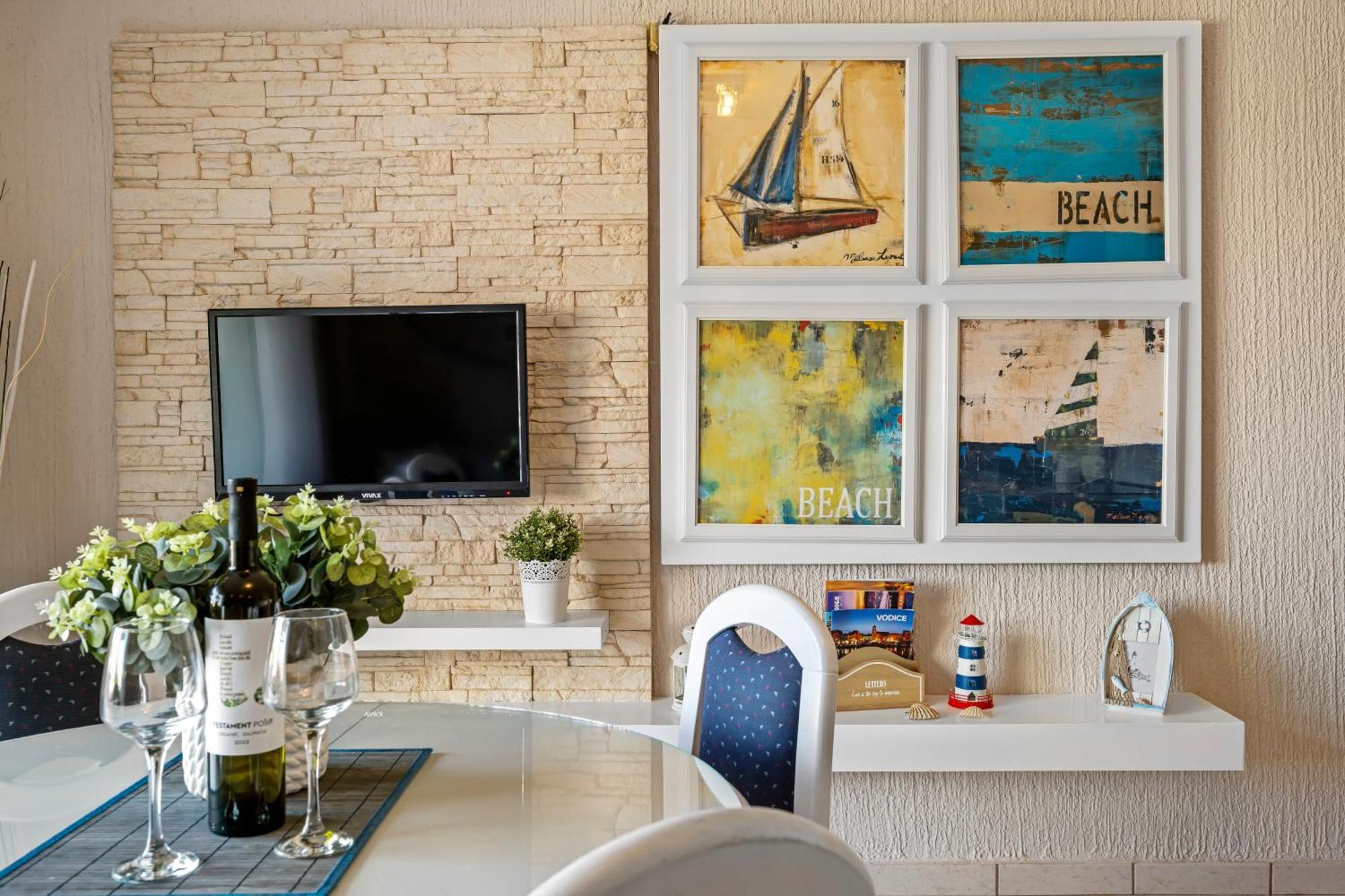Aquarius Apartments - Beachside With Heated Pool ヴォディツェ エクステリア 写真