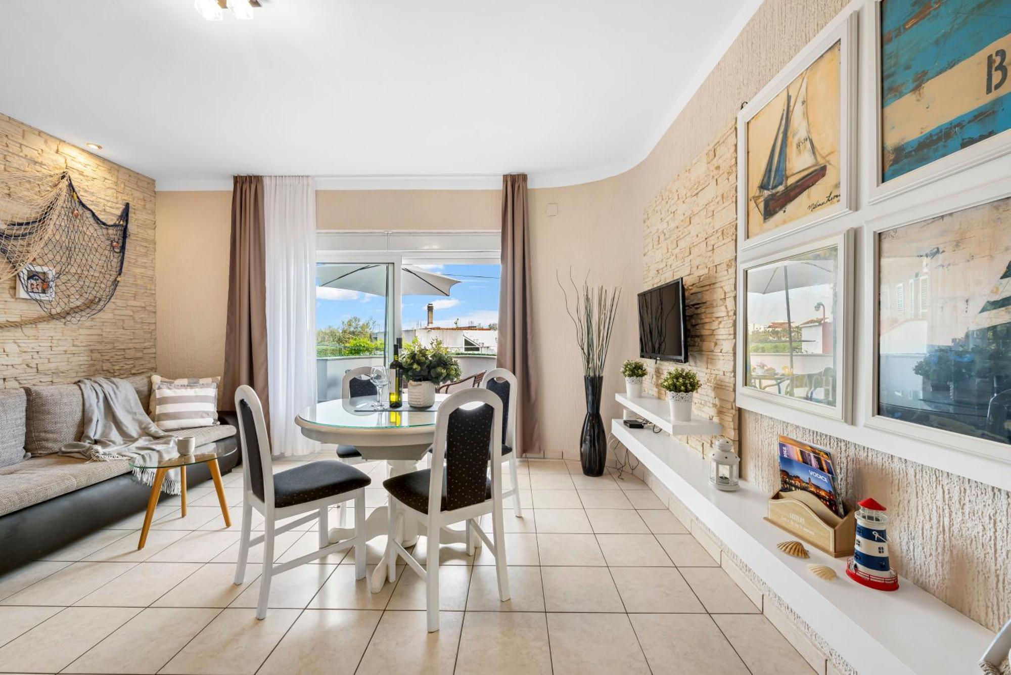 Aquarius Apartments - Beachside With Heated Pool ヴォディツェ エクステリア 写真