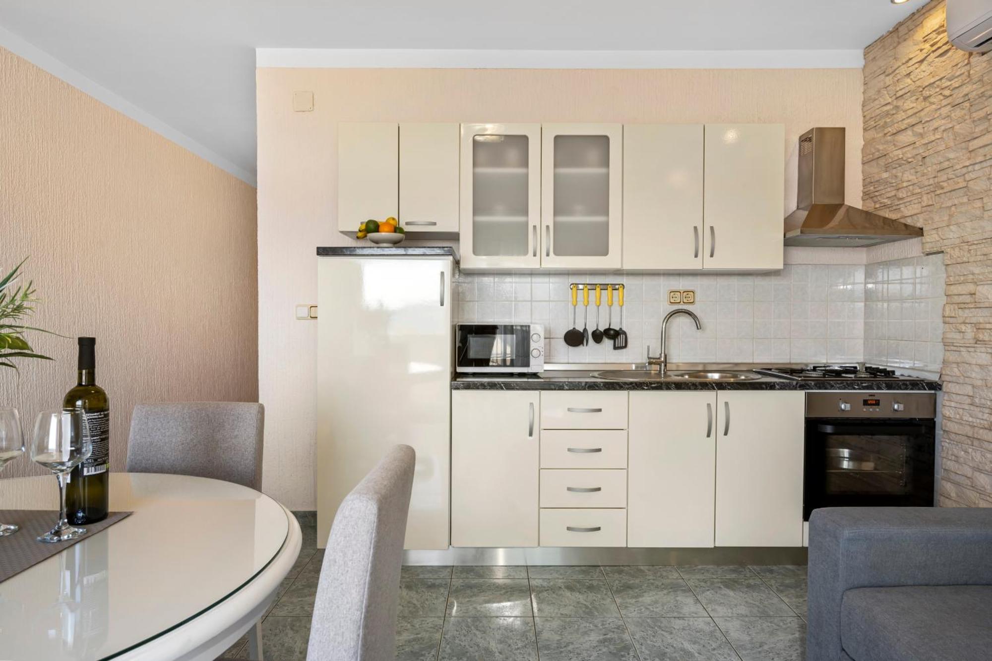 Aquarius Apartments - Beachside With Heated Pool ヴォディツェ 部屋 写真