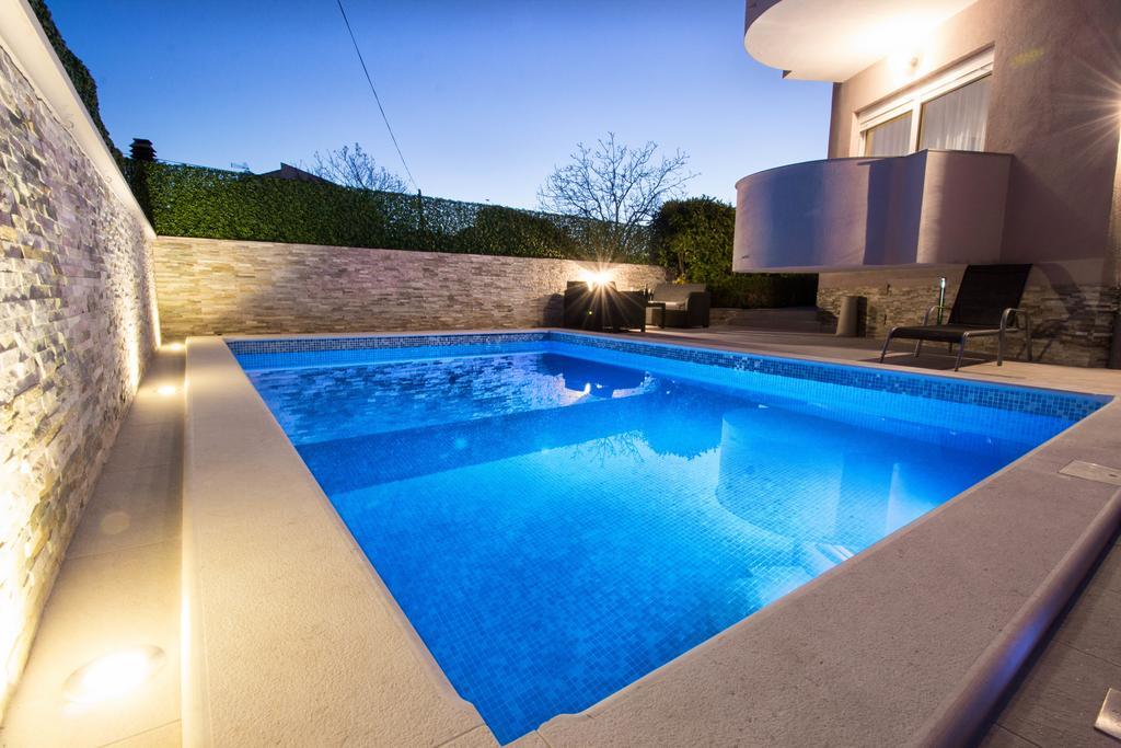 Aquarius Apartments - Beachside With Heated Pool ヴォディツェ エクステリア 写真